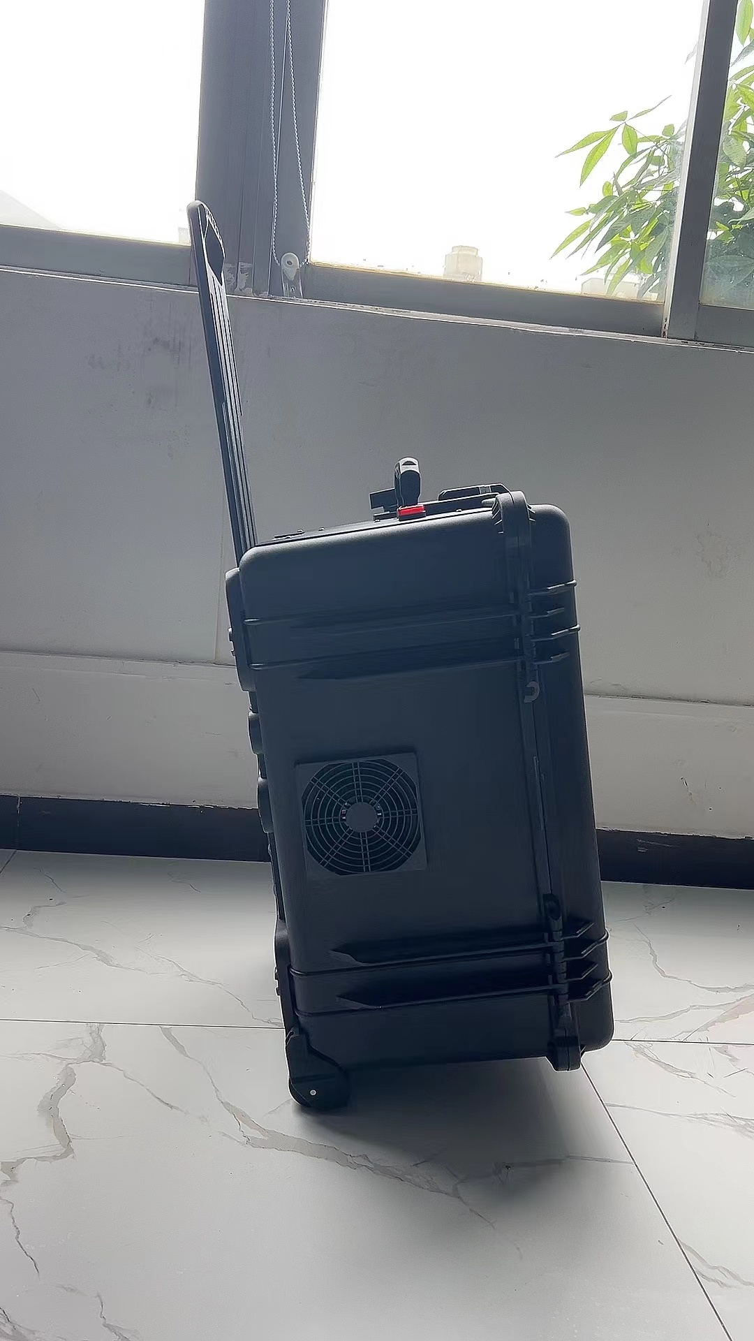 阜阳手拉箱型移动通信干扰器